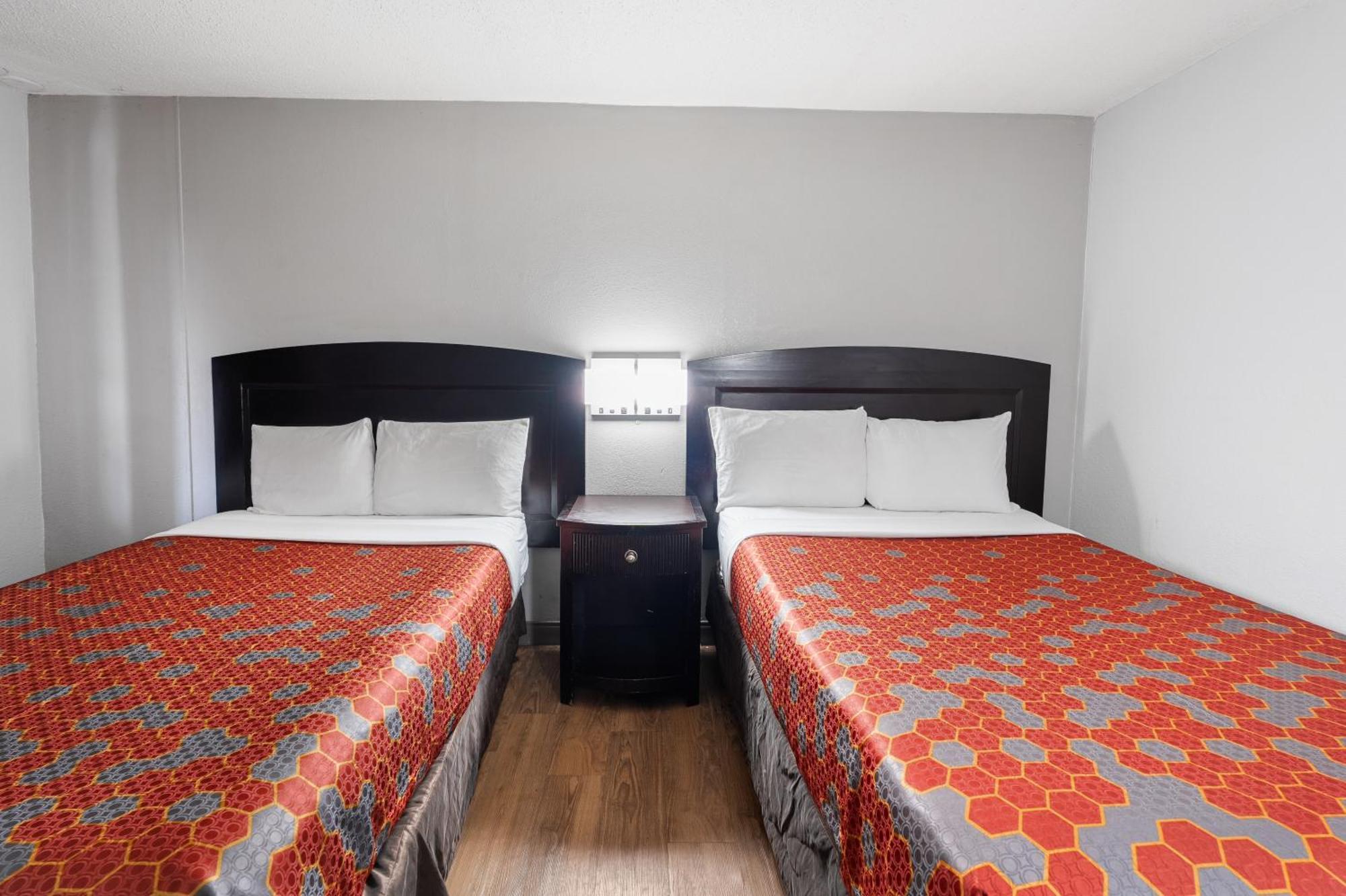 Red Carpet Inn Philadelphia Airport Lester Exterior photo